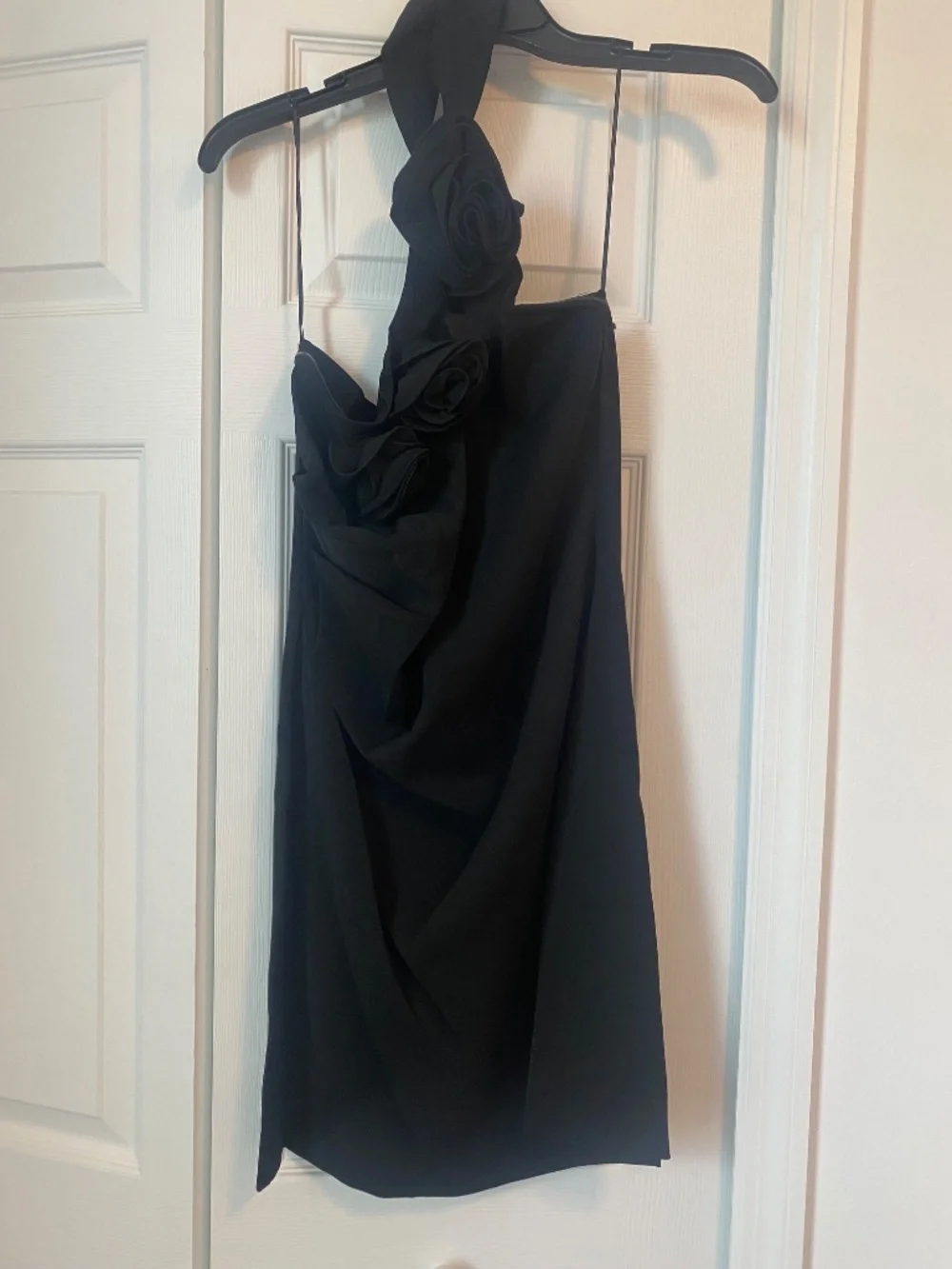 Astr The Label Black Rosette Mini Halter Dress - Picture 7 of 9